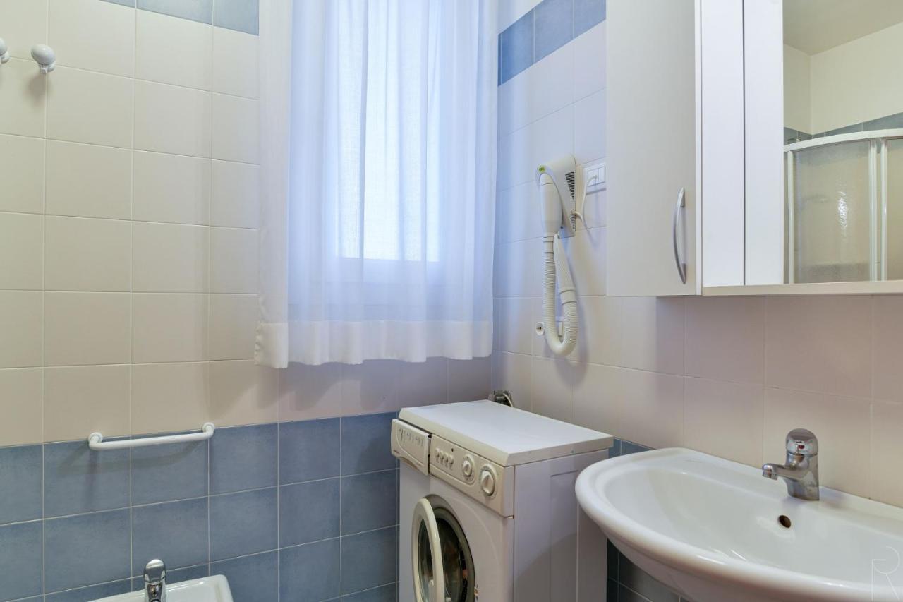 קאורלה Maestrale Canova Apartments מראה חיצוני תמונה